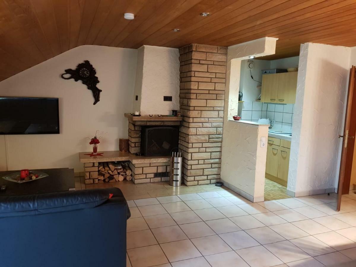 Ferienwohnung " Bianco" Winterberg Exteriör bild